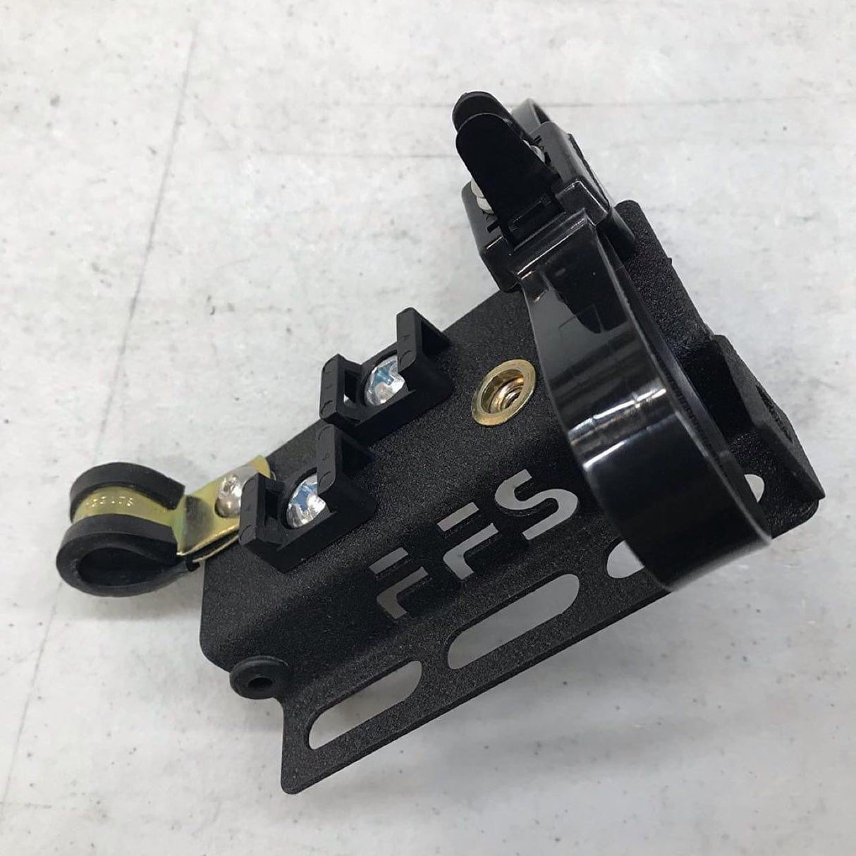 FFS FRAME LINE CLAMP (3) Far From Stock