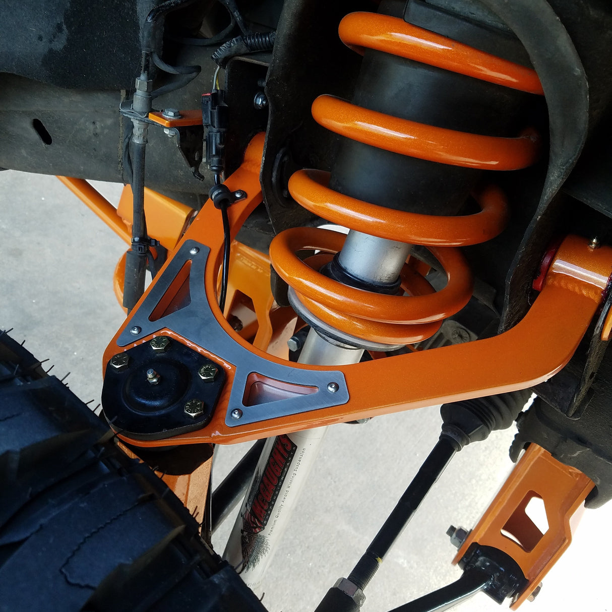 Upper Control Arms for Lifted 2007-2018 Silverado Sierra Gm Trucks 2wd & 4x4 Cast Steel Arms