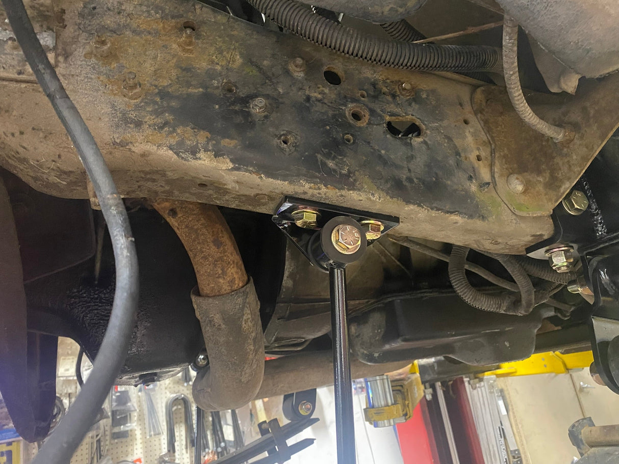 SuperDuty Axle Conversion Extended Sway Bar Link - 1992-1997 Ford F-Series Sky's Offroad Design