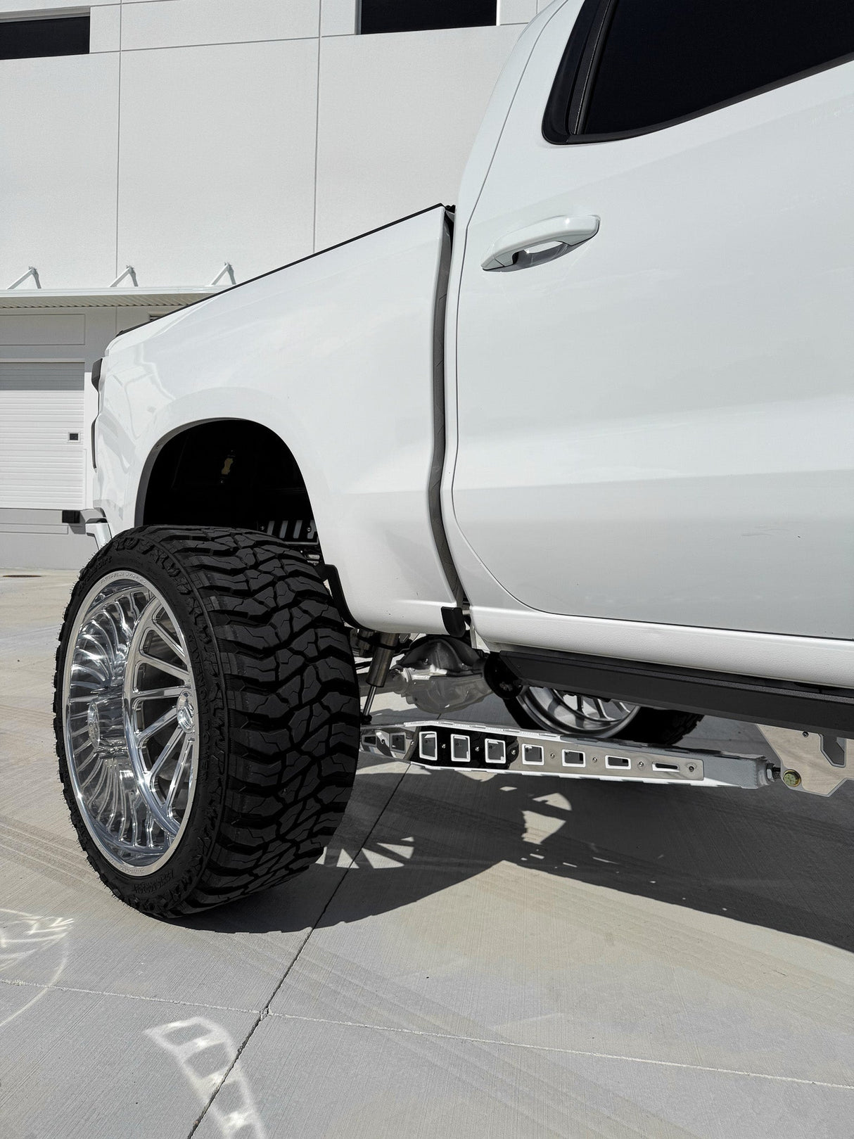 2021 Chevy 1500 14 Inch Lift Papis