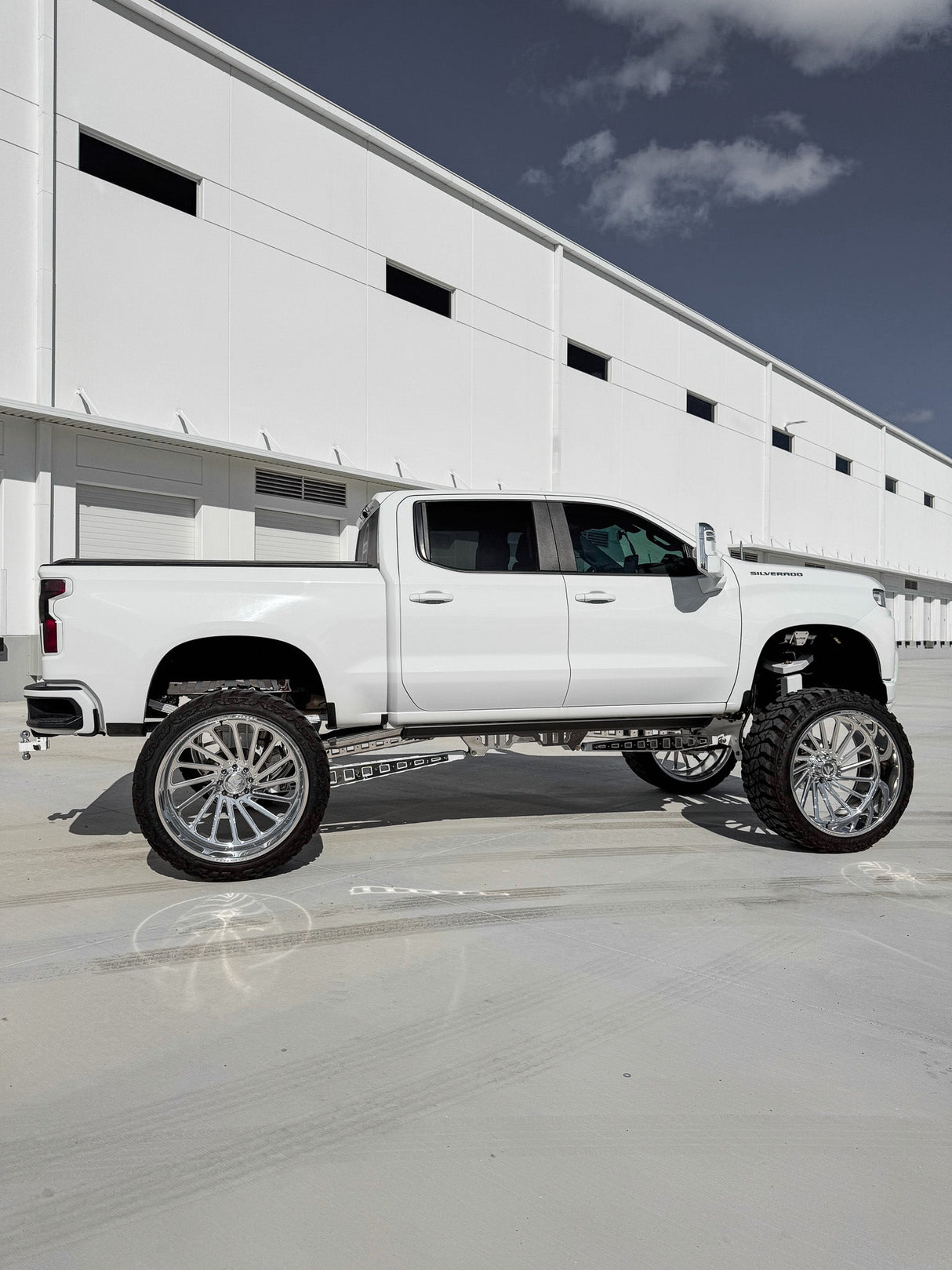 2021 Chevy 1500 14 Inch Lift Papis
