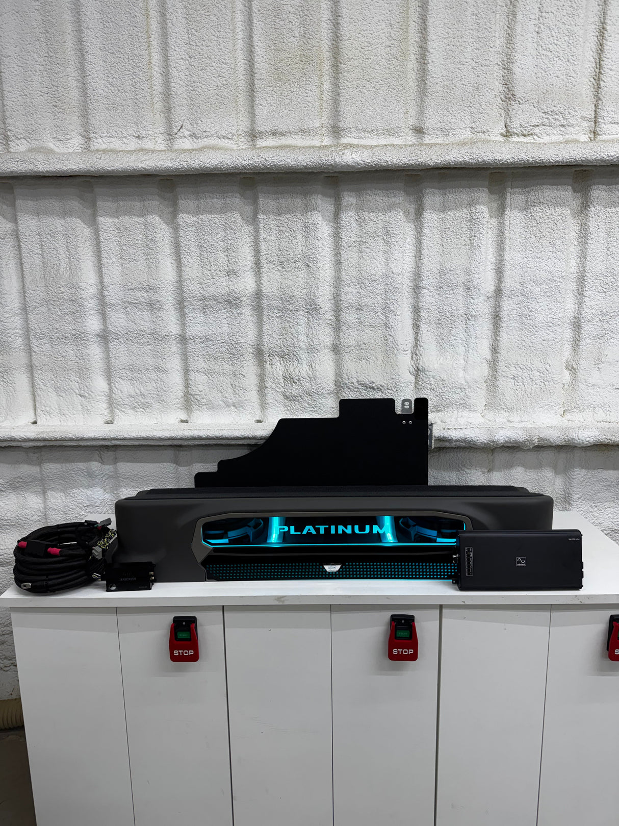 REDO Stage 5 Platinum Plus 2 Wāvtech Thin Pro 12's Subwoofer Package