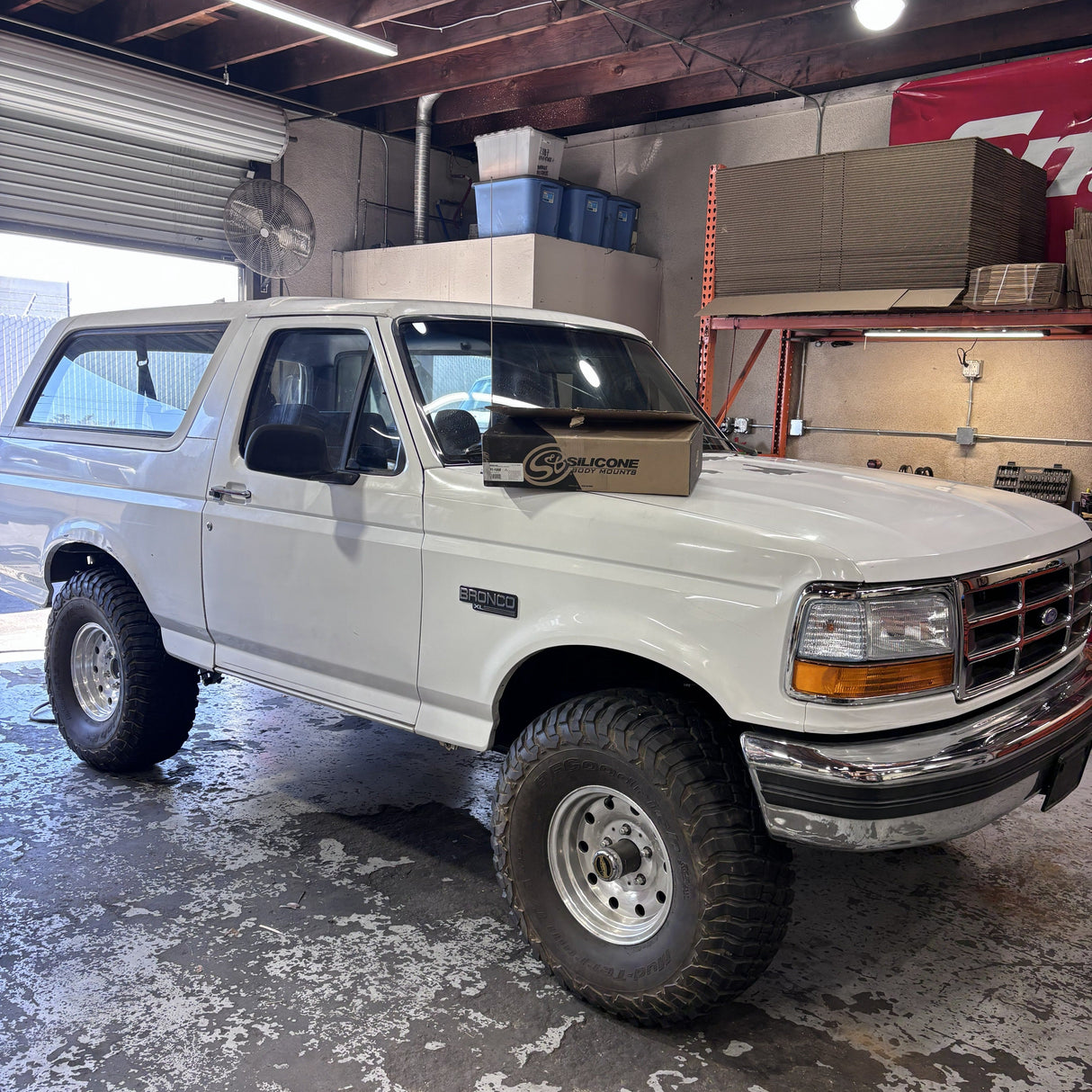Body Mount Kit For 1980-1996 Ford Bronco S&B