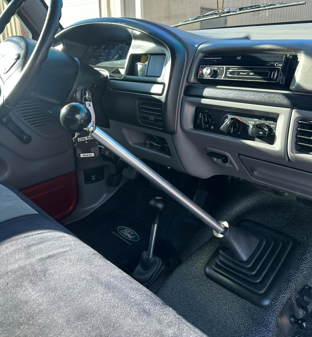 Diesels and Dirtbags 18" ZF5/6 Straight Shifter - 1987-2010 Ford F-Series & Bronco Diesels and Dirtbags