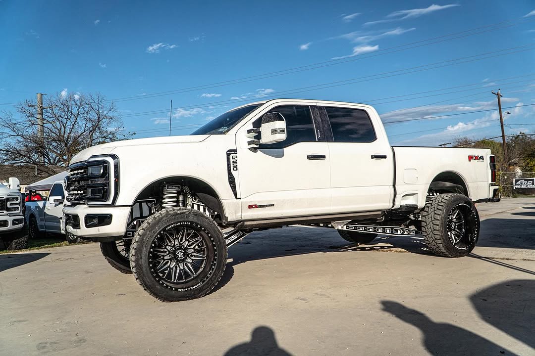 2023 F250 6 inch lift kit Papis