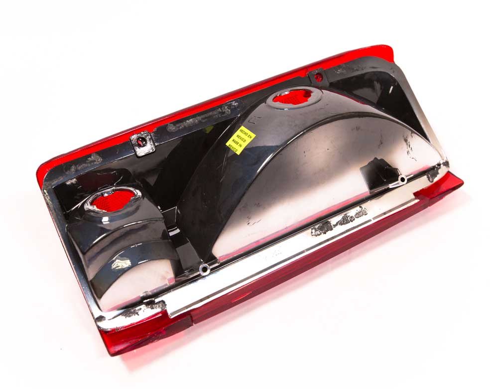 Complete Performance OEM Red Tail lights - 1980-1997 Ford F-Series & Bronco Complete Performance
