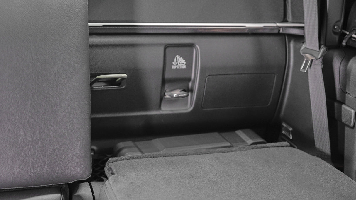 Kicker Plug & Play Hideaway Powered 8" Subwoofer Bundle Upgrade | '20- Current JT Gladiator