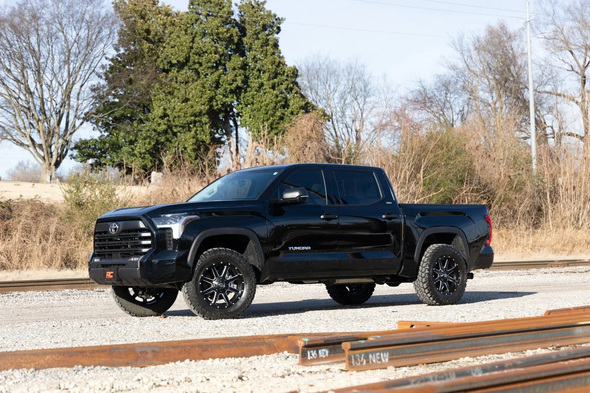 Rough Country 1.75 Inch Leveling Kit Toyota Tundra 2WD/4WD 2022-2026 88000_A
