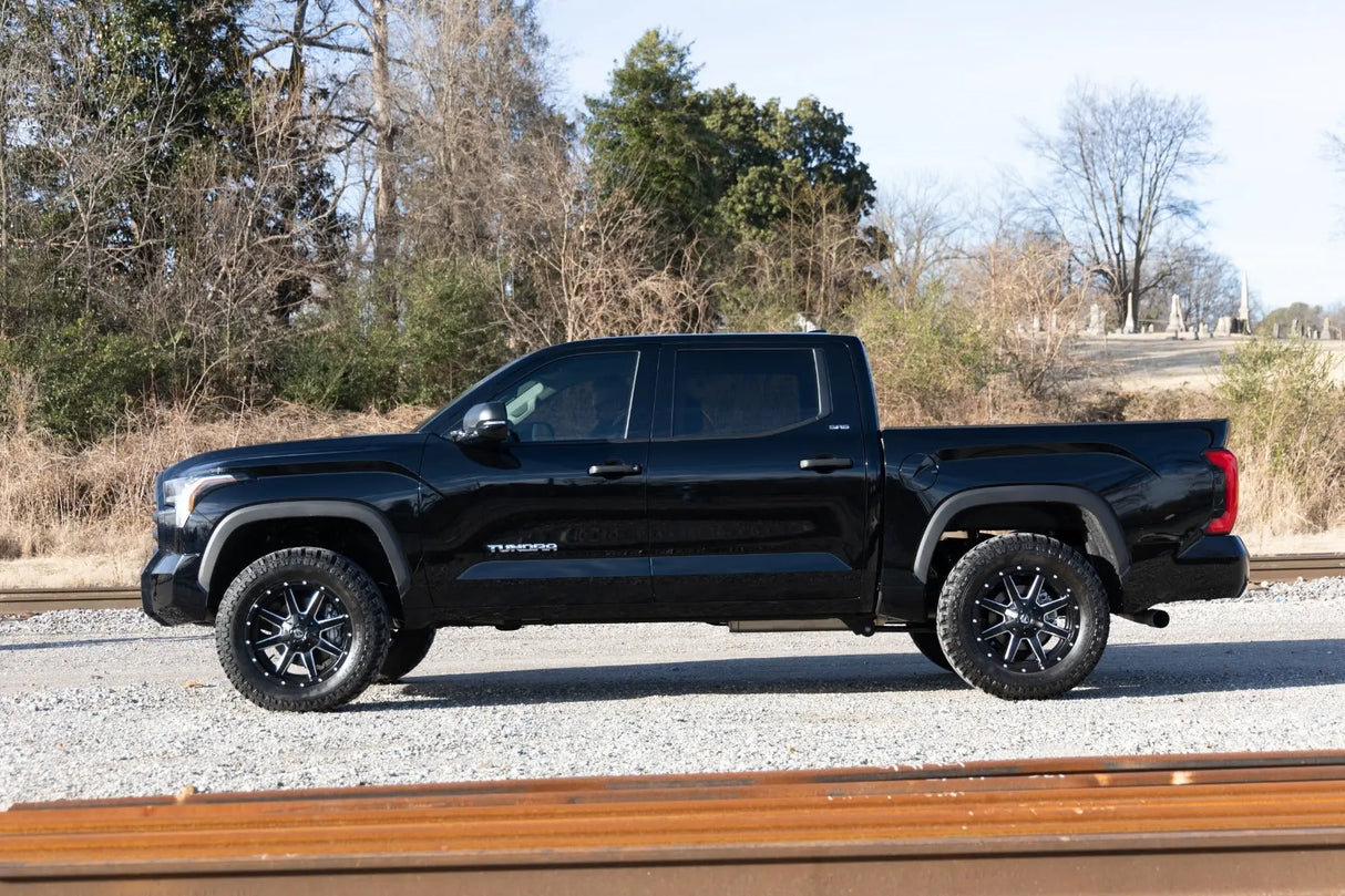 Rough Country 1.75 Inch Leveling Kit Toyota Tundra 2WD/4WD 2022-2026 88000_A