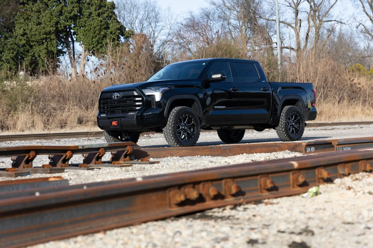 Rough Country 1.75 Inch Leveling Kit Toyota Tundra 2WD/4WD 2022-2026 88000_A