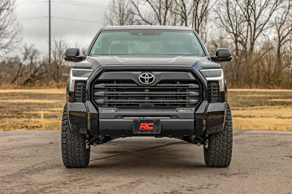 Rough Country 3.5 Inch Lift Kit Toyota Tundra 4WD 2022-2026 70331-config