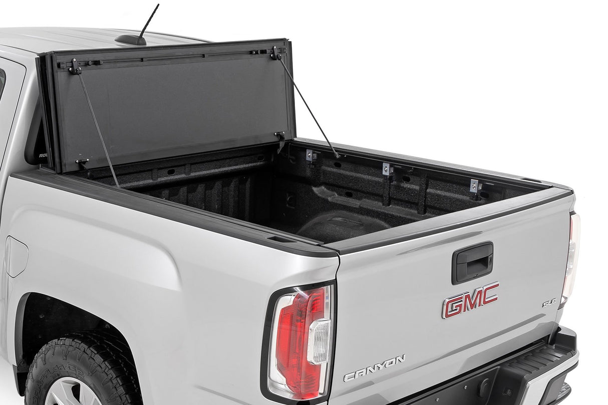 Hard Tri-Fold Flip Up Bed Cover | 5' Bed | Chevy/GMC Canyon/Colorado (15-24)