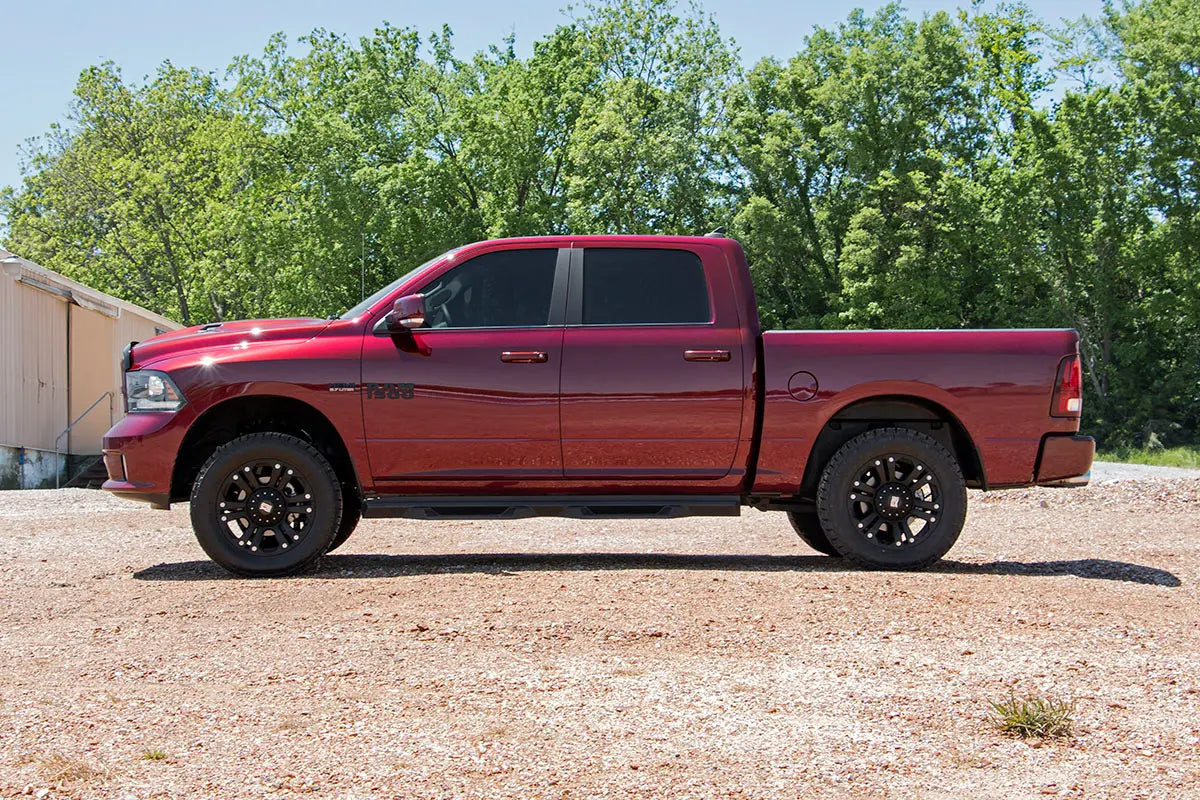 Rough Country 3 Inch Lift Kit Ram 1500 4WD 2012-2018 & Classic 31200-config