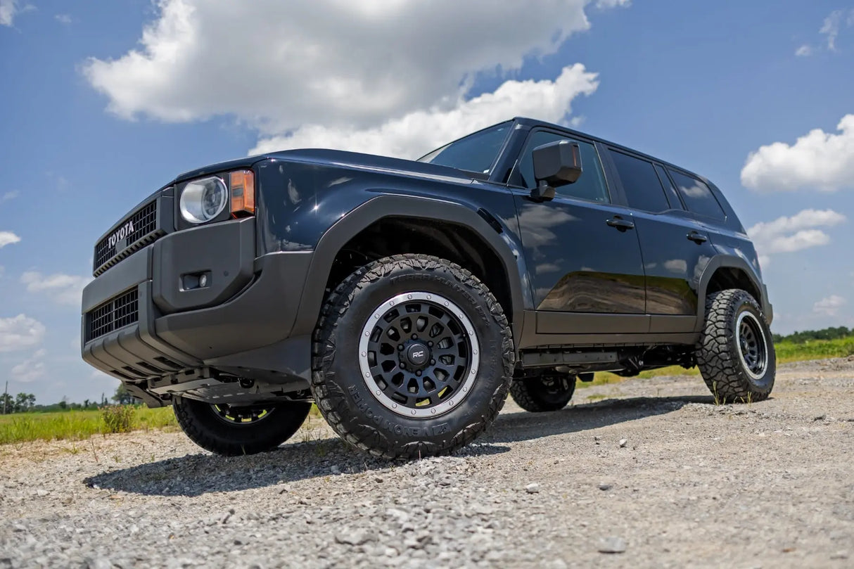 Rough Country 1 Inch Leveling Kit Toyota Land Cruiser 4WD 2024-2026 72900_A