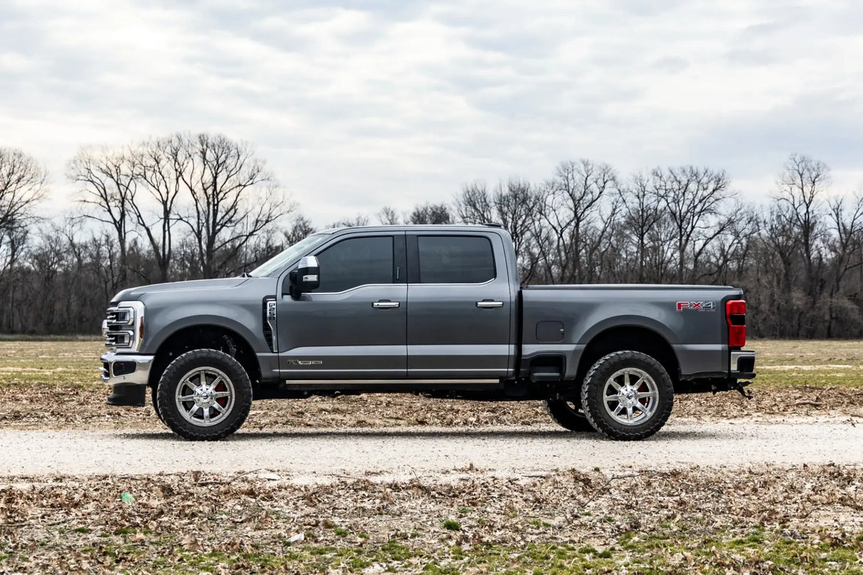 Rough Country 2 Inch Leveling Kit Ford F-250/F-350 Super Duty 2017-2026 51017