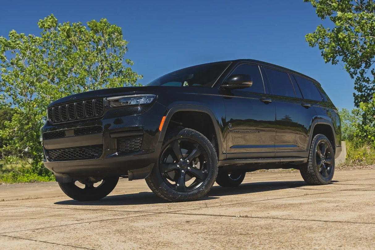 Rough Country 2 Inch Lift Kit Jeep Grand Cherokee L 2WD/4WD 2021-2026 68400