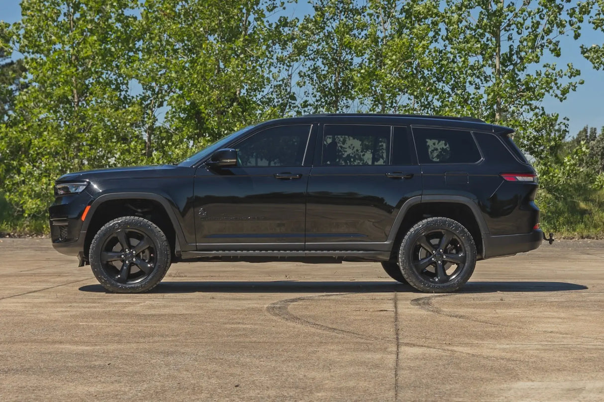 Rough Country 2 Inch Lift Kit Jeep Grand Cherokee L 2WD/4WD 2021-2026 68400