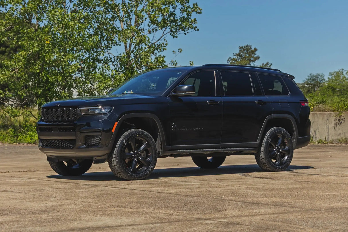 Rough Country 2 Inch Lift Kit Jeep Grand Cherokee L 2WD/4WD 2021-2026 68400