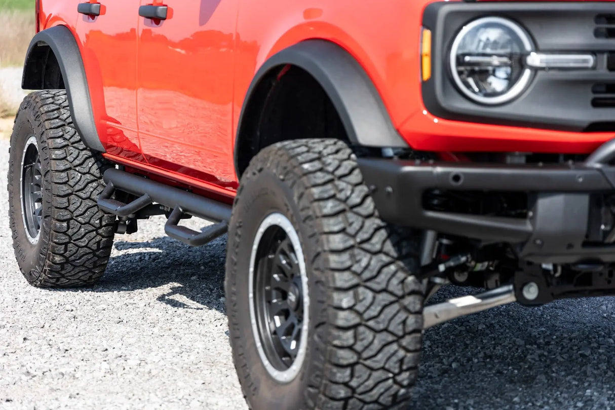 Rough Country Nerf Steps Wheel to Wheel 4-Door Ford Bronco 4WD 2021-2026 RCF21584F