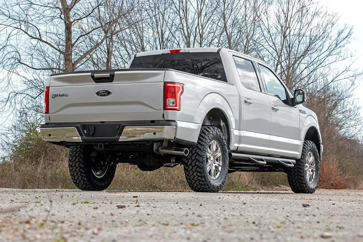 Rough Country 3 Inch Lift Kit Ford F-150 4WD 2014-2020 545-config