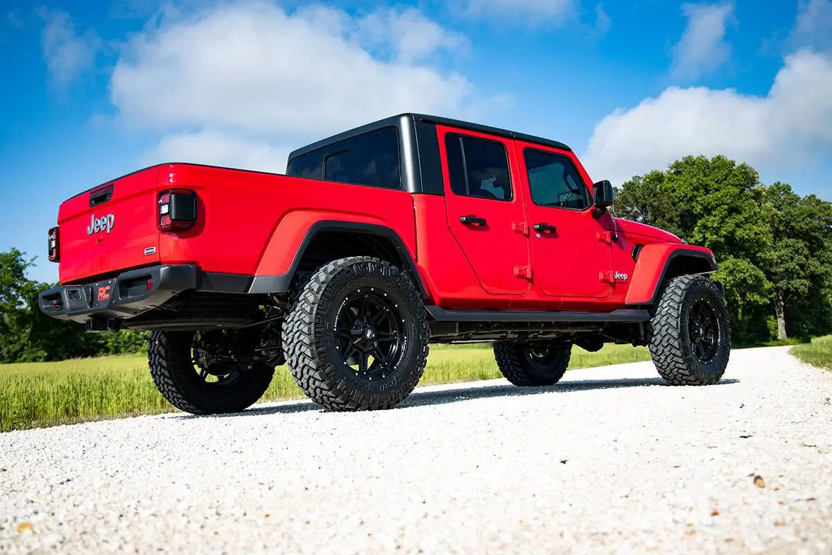 Rough Country 3.5 Inch Suspension Lift Kit Jeep Gladiator JT 4WD 2020-2023 64930