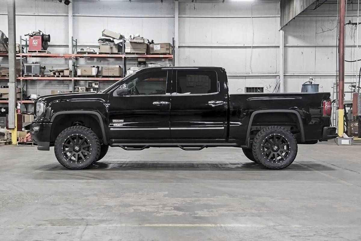 Rough Country 3.5 Inch Lift Kit Chevy/GMC 1500 4WD/AWD 2007-2016 19431A