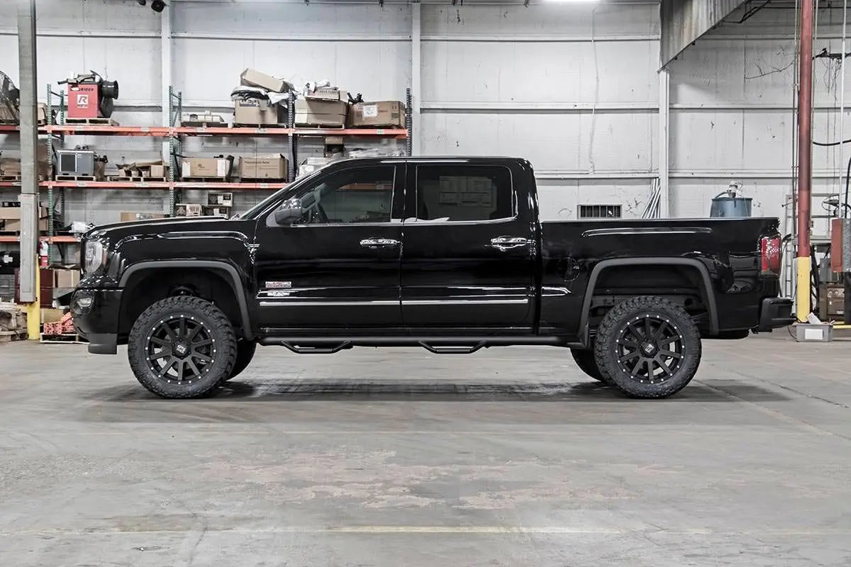 Rough Country 3.5 Inch Lift Kit Chevy/GMC 1500 4WD/AWD 2007-2016 19431A