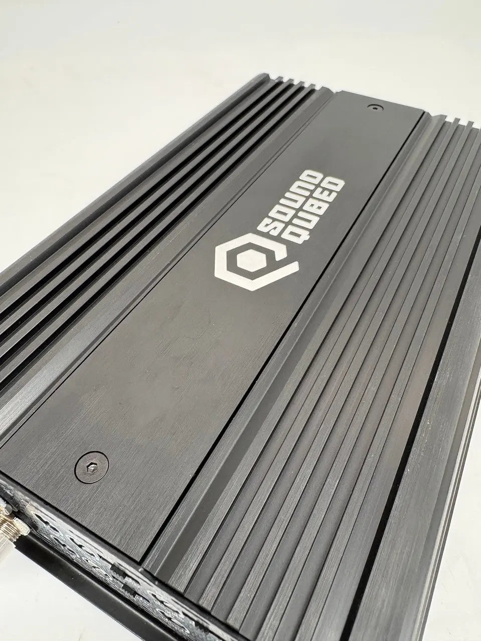 SoundQubed C4-2800 4-Channel Power Amplifier