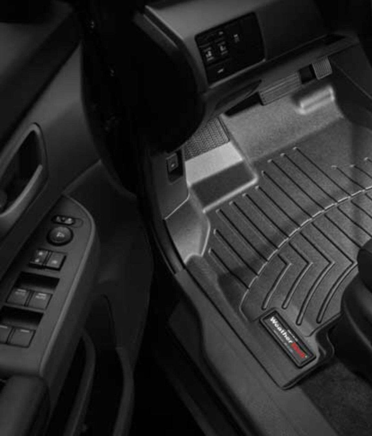 WeatherTech 12-17 RAM 1500/2500/3500 CREW/MEGA FRONT FLOORLINER BLACK