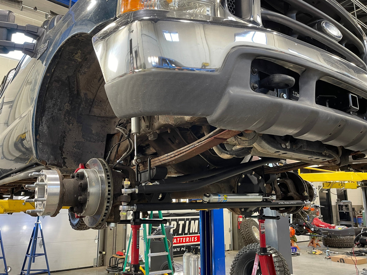99-04 Ford F250/F350 4WD-99-05 Excursion 4WD Super Duty Steering Kit