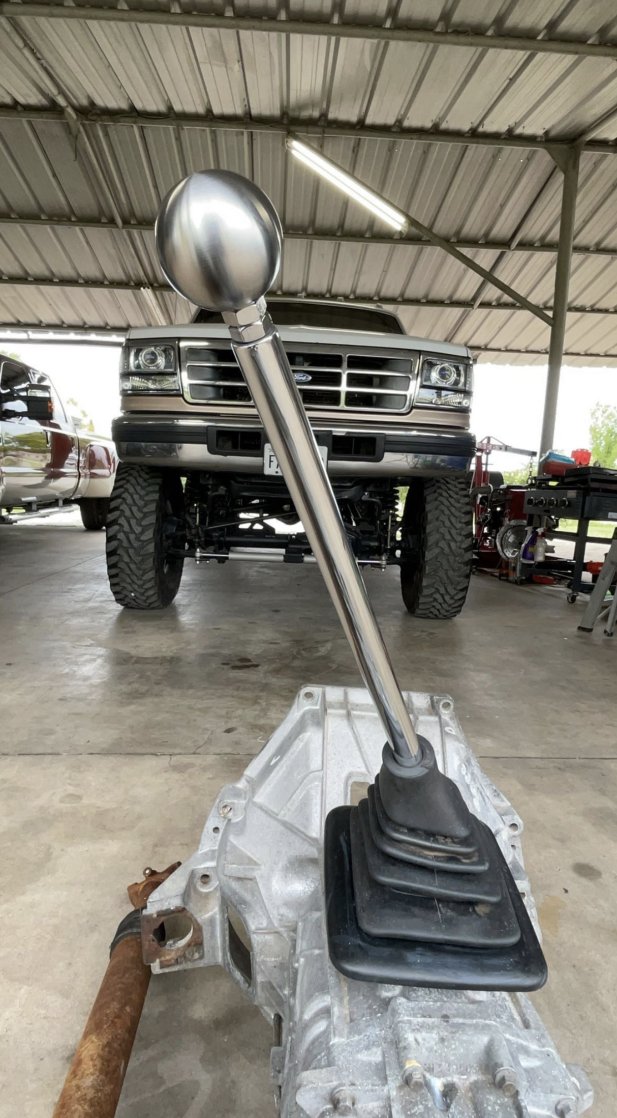 Diesels and Dirtbags 18" ZF5/6 Straight Shifter - 1987-2010 Ford F-Series & Bronco Diesels and Dirtbags