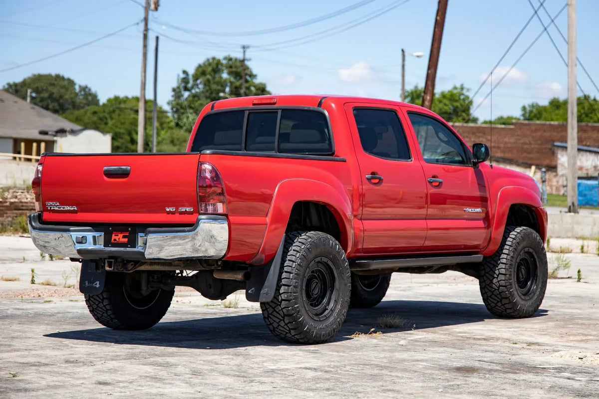 Rough Country 3.5 Inch Lift Kit Toyota Tacoma 2WD/4WD 2005-2023 74232