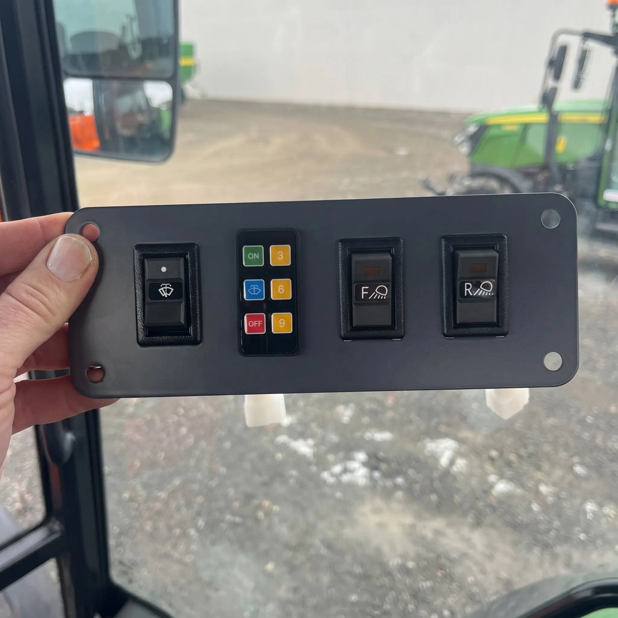 Massey Ferguson 1840M/2860M Intermittent Wiper Module Eurotech Electronics