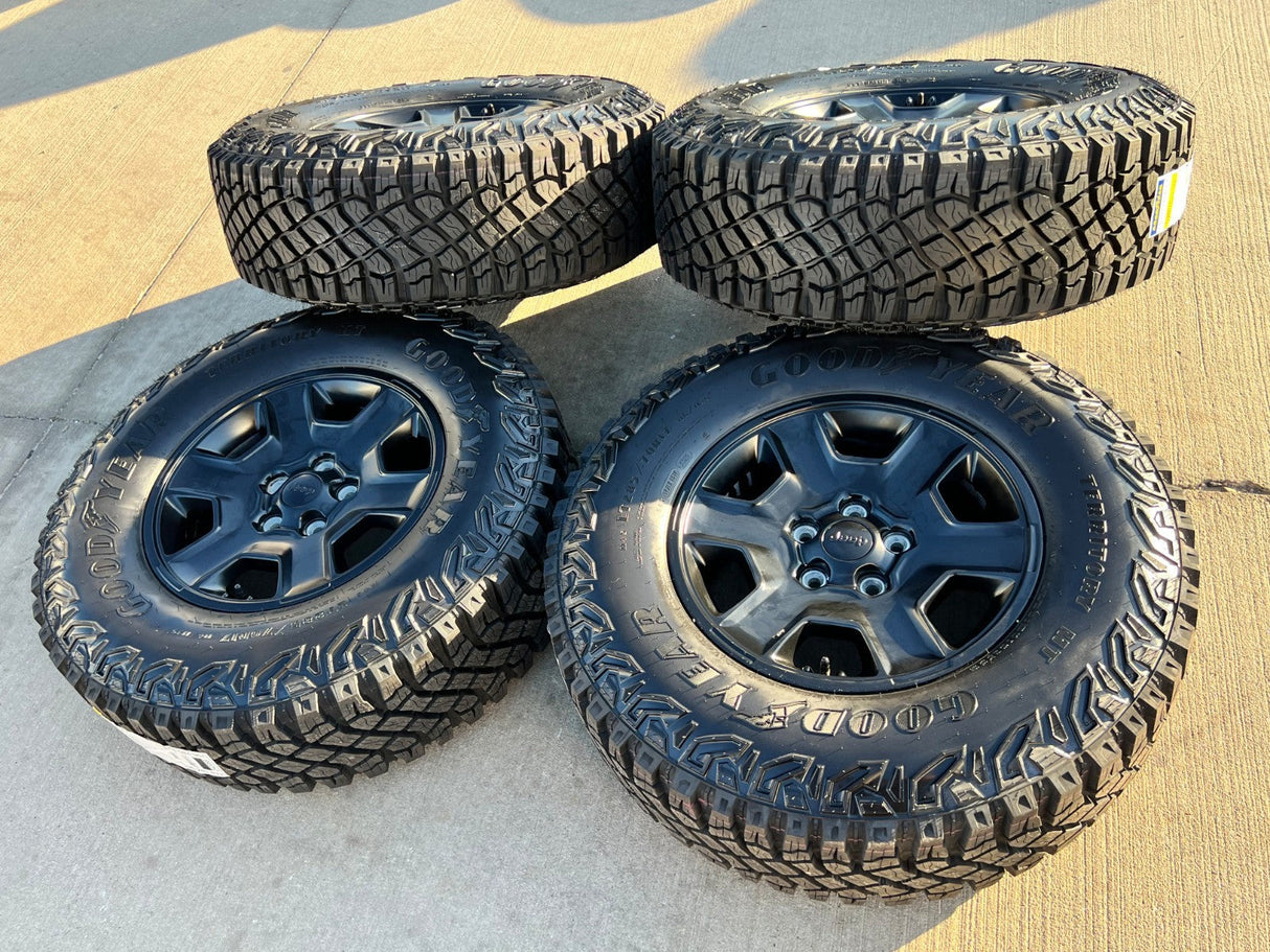 17" Jeep Wrangler Rubicon OEM 9260 wheels rims Gladiator GOODYEAR A/T 33" NEW Texas Truck Tire