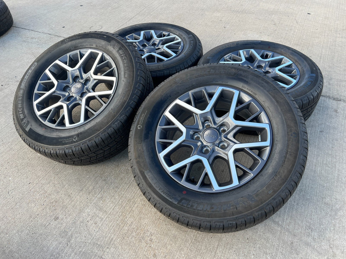 18" Jeep Grand Cherokee OEM wheels rims 9331 Wrangler Gladiator NEW MICHELIN Texas Truck Tire
