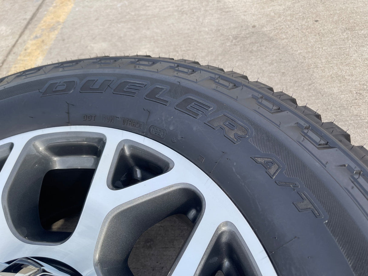 20" Ford F-250 F-350 OEM Lariat wheels rims 10292 tires BRIDGESTONE DUELER A/T Texas Truck Tire