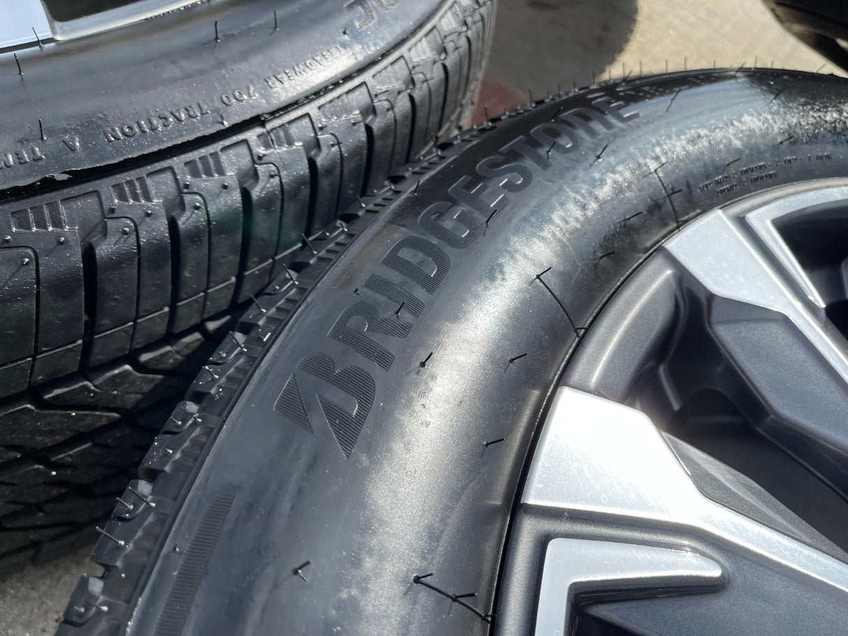22" Chevy Tahoe Silverado Suburban OEM wheels rims 2022 2023 2024 2025 2026 NEW Texas Truck Tire