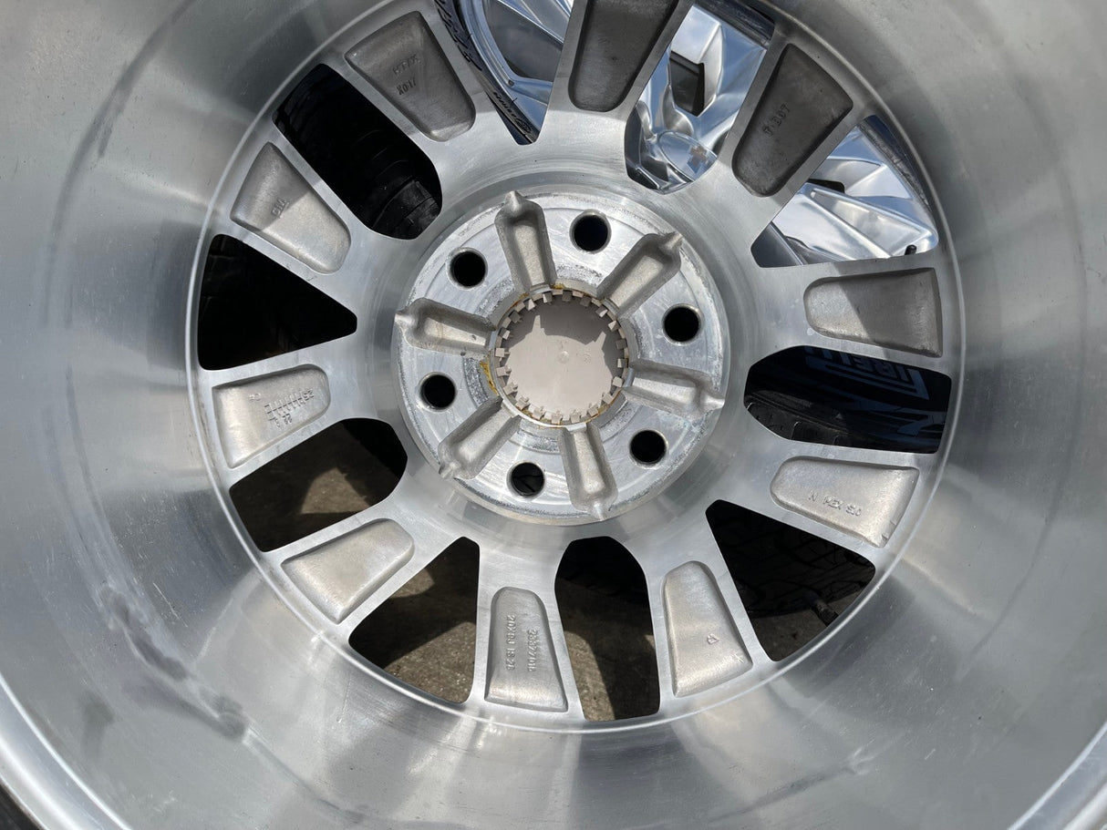 20" Chevy Tahoe Silverado LTZ 5920 OEM wheels rims Yukon 2025 2026 PIRELLI NEW Texas Truck Tire