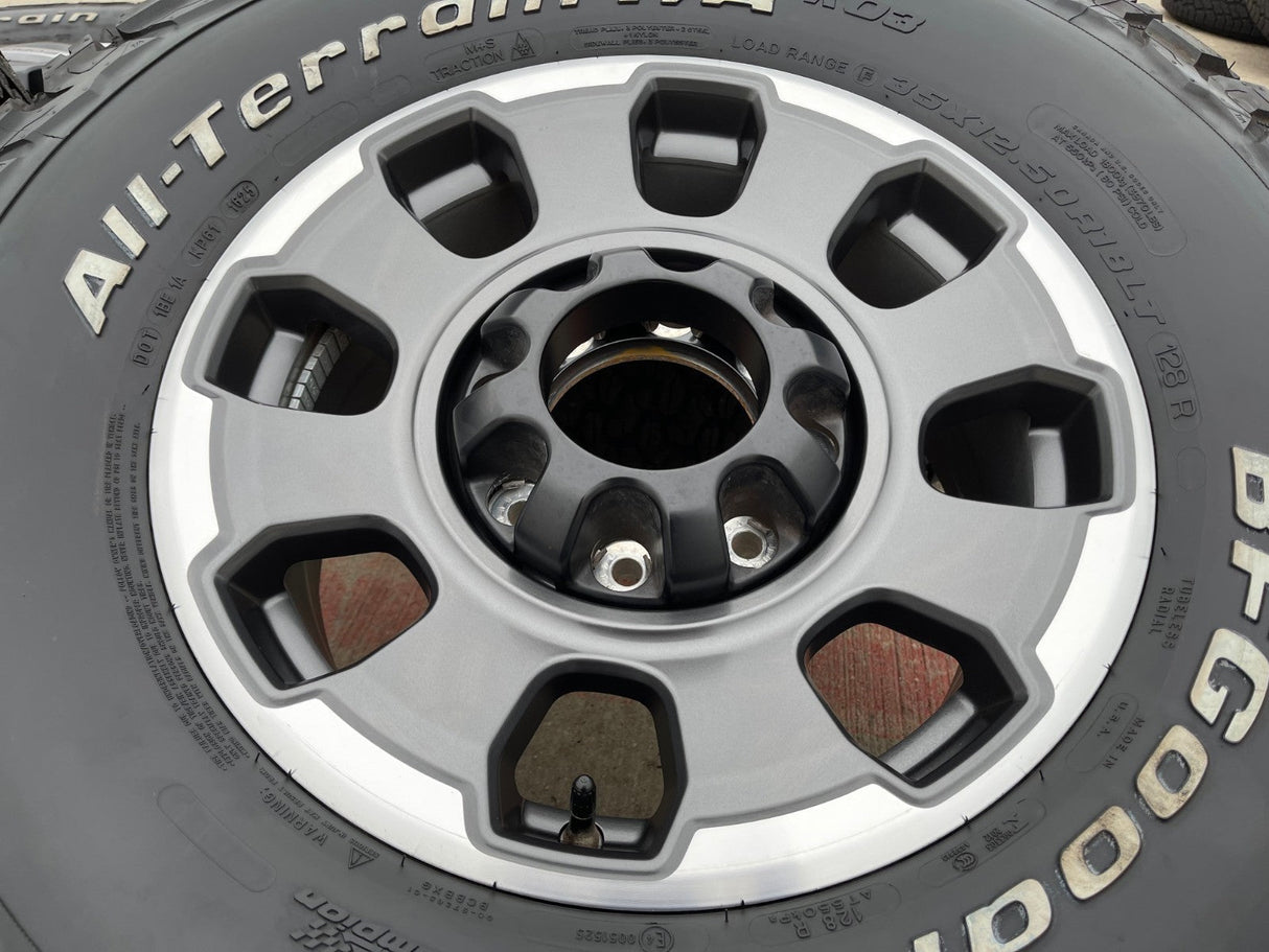 18" Ford F-250 F-350 OEM TREMOR rims wheels 10482 BFG KO2 KO3 A/T 35" Texas Truck Tire