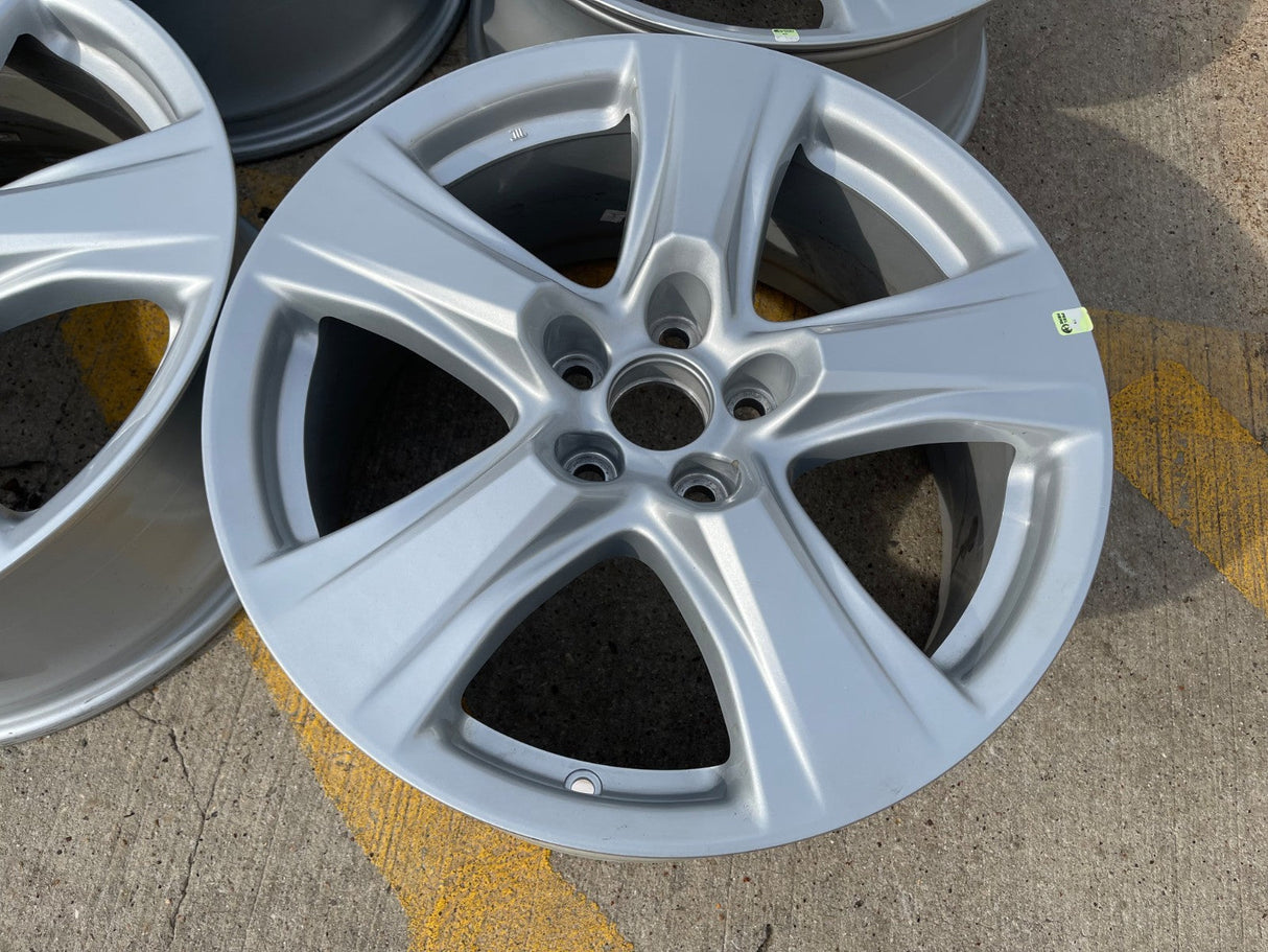 18" Toyota Highlander Rav4 XLE OEM 75263 wheels rims 2023 2024 2025 2026 NEW Texas Truck Tire