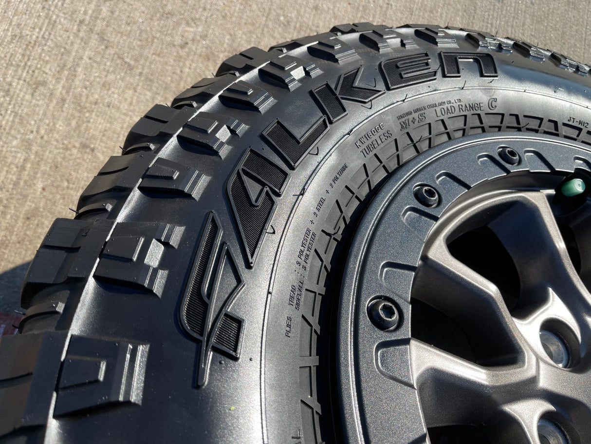 17" Jeep Wrangler 392 Gladiator Rubicon OEM 9304 95240 BEADLOCK wheels rims Texas Truck Tire