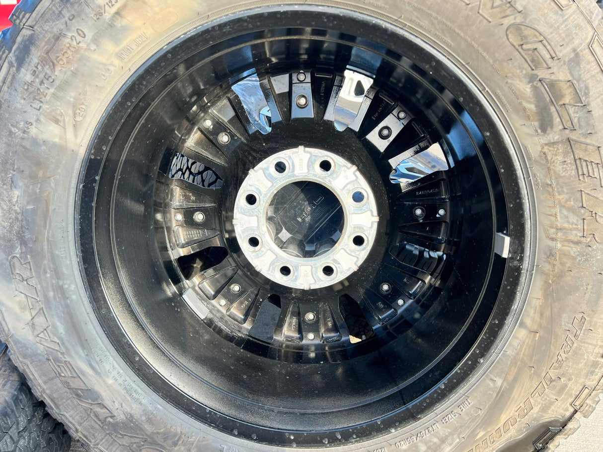 20" GMC Sierra AT4X 2500 3500 OEM wheels rims 5958 14138 Chevy Silverado Texas Truck Tire