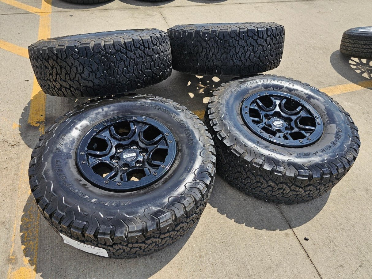 17" Ford Bronco SASQUATCH wheels rims BEADLOCK 10388 Ranger tires BFG KO2 A/T Texas Truck Tire