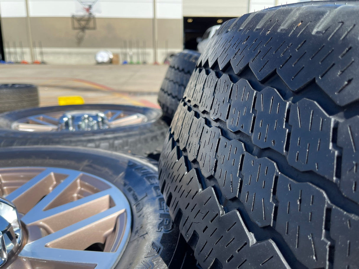 20" Ford F-250 F-350 KING RANCH OEM 10104 rims wheels BRIDGESTONE DUELER A/T Texas Truck Tire