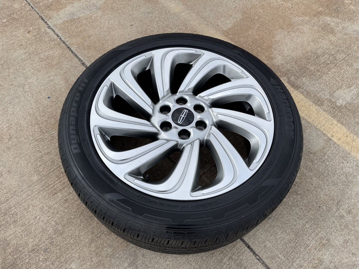 (1) 22" Lincoln Navigator BLACK LABEL OEM 10497 rim wheel 2022 2023 2024 HANKOOK Texas Truck Tire