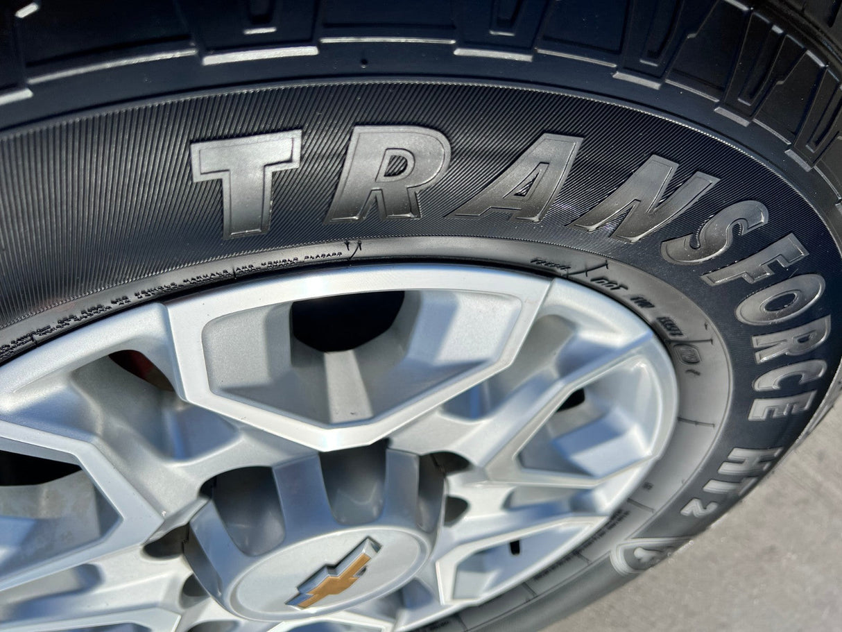 18" Chevy Silverado 2500 3500 OEM 5959 wheels rims FIRESTONE H/T2 Texas Truck Tire