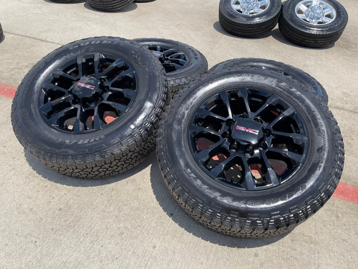 20" GMC AT4 Chevy Silverado Trail Boss 2500 OEM 94030 wheels rims 2025 2026 NEW Texas Truck Tire