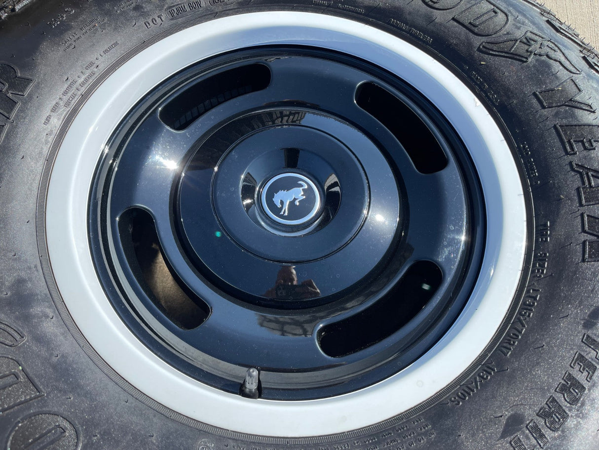 17" Ford Bronco HERITAGE Edition wheels rims white 2025 2026 GOODYEAR 35" Texas Truck Tire