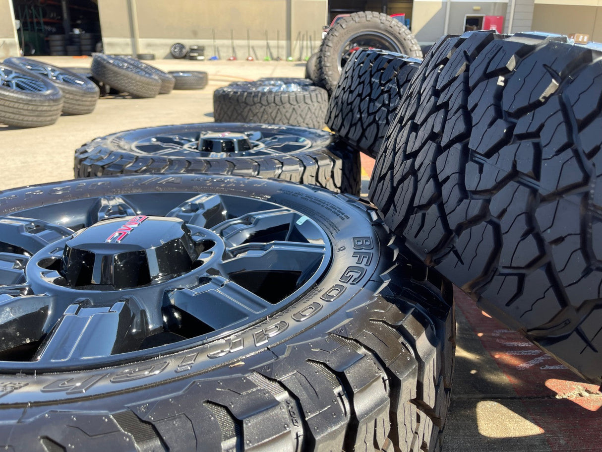20" GMC Sierra AT4X 2500 3500 OEM 14137 5963 wheels rims Silverado BFG KO3 NEW Texas Truck Tire