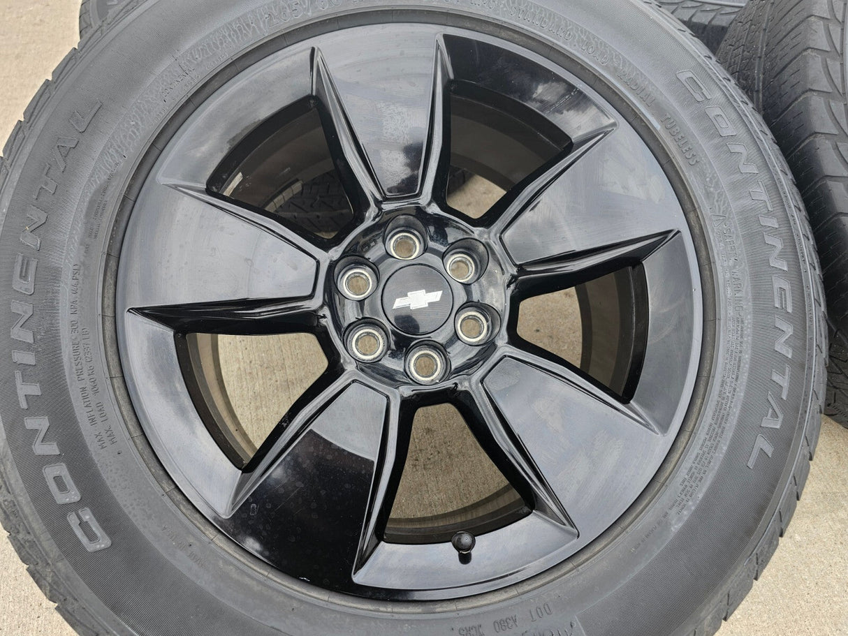 18" Chevy Colorado REDLINE OEM wheels rims 5747 5818 tires 2019 2020 2021 2022 Texas Truck Tire